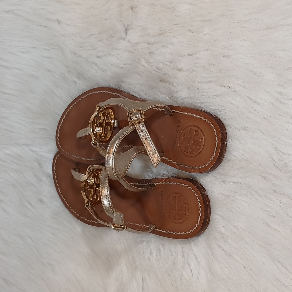 Tory Burch Gold T-Strap Sandals with Gold Accents Women Sz 7.5M - Picture 3 of 8